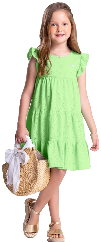 Menina com vestido verde